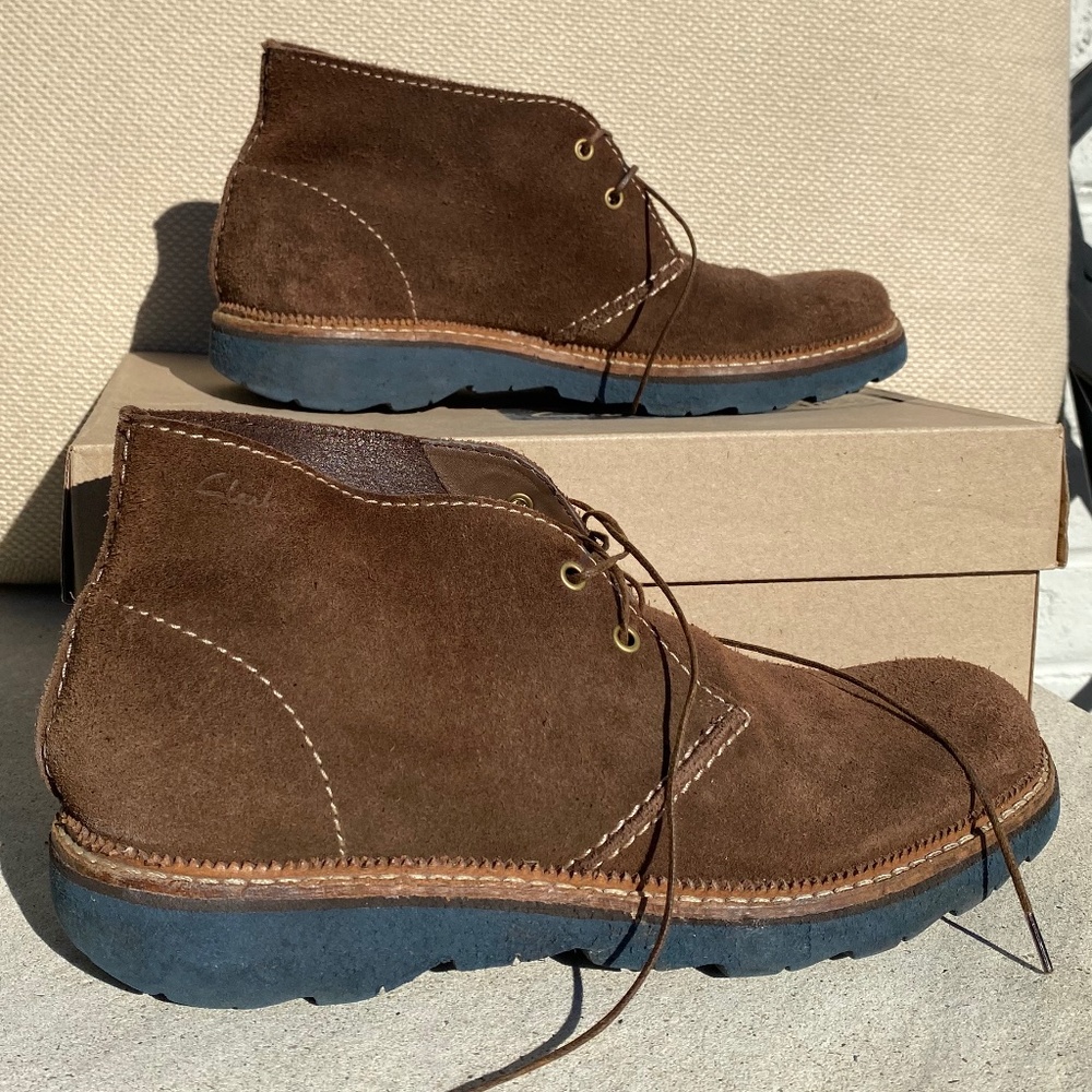 Clarks Frelan Hi boots brown suede 8.5 M
